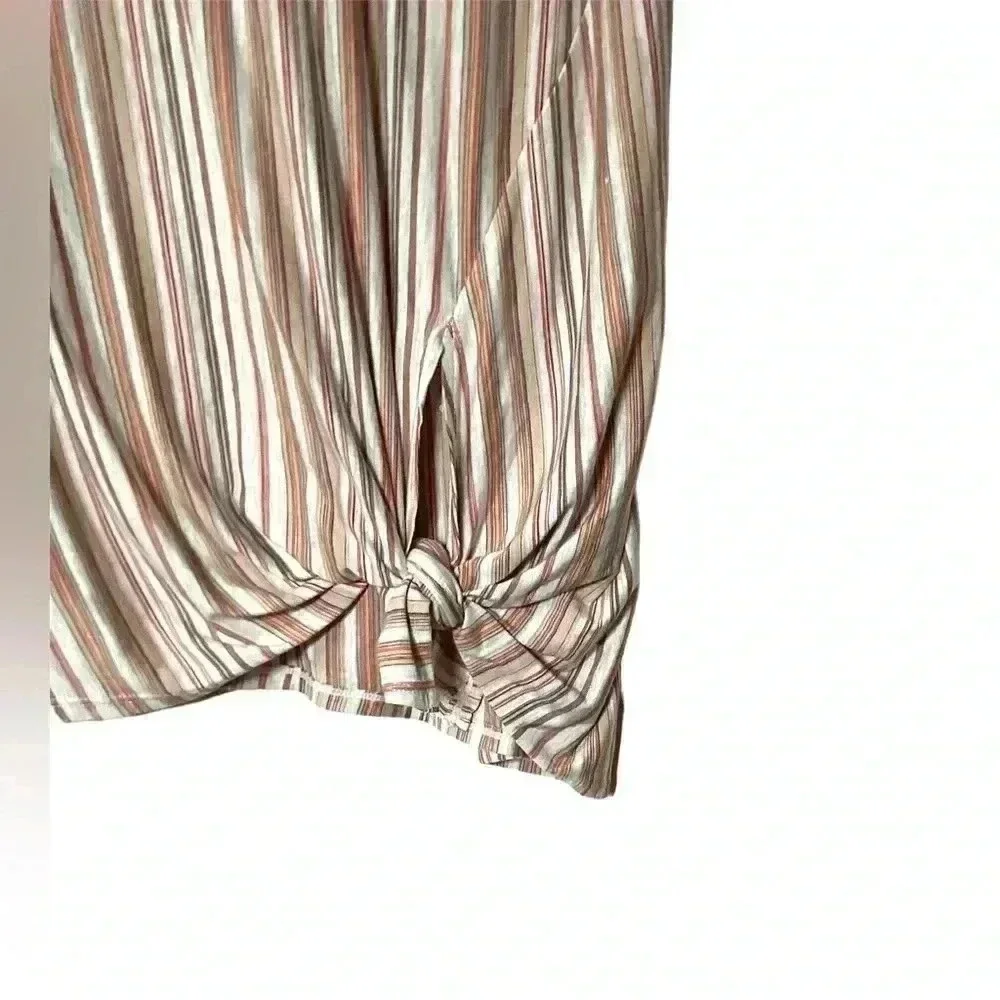 NWT Max studio Multi colored Striped Women’s Top Blouse Size 3X